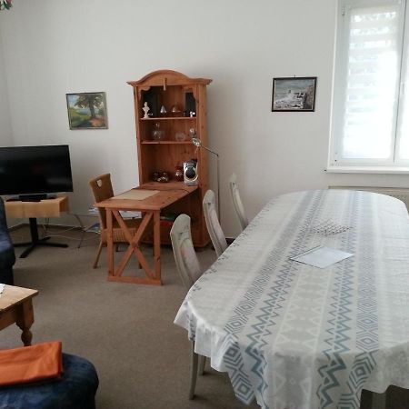 Grosse Wohnung Nossentiner Huette Exteriör bild