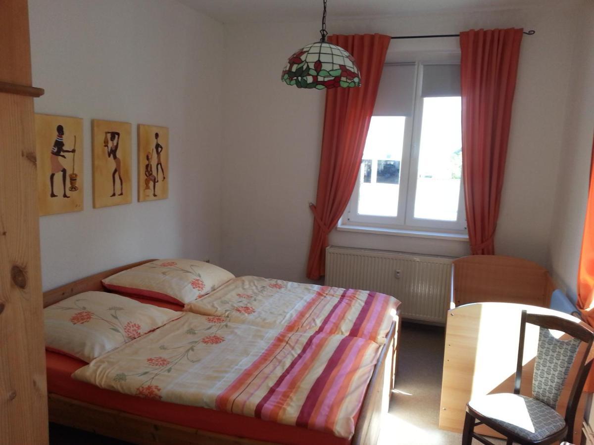 Grosse Wohnung Nossentiner Huette Exteriör bild
